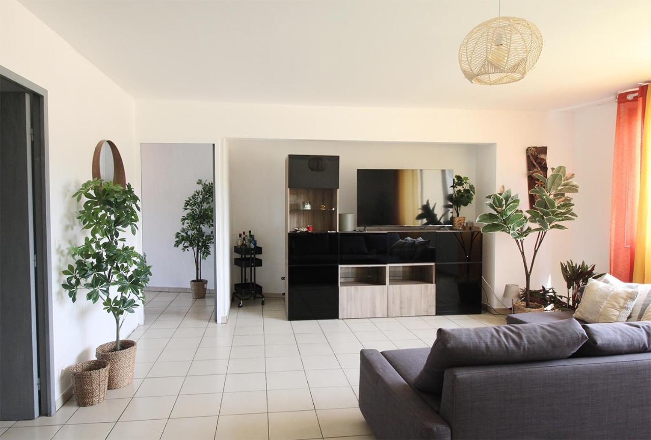 Apartment Confortable T3 Esplanade De L'europe *